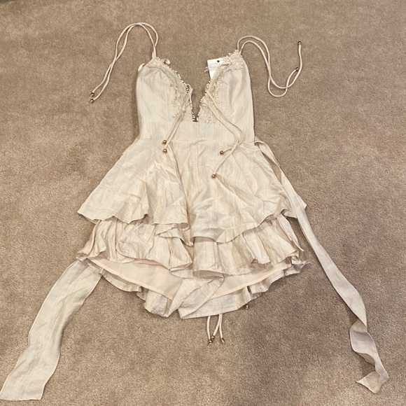saints and secrets Pants - NWT! Saints and secrets dress size 8/s beige in color